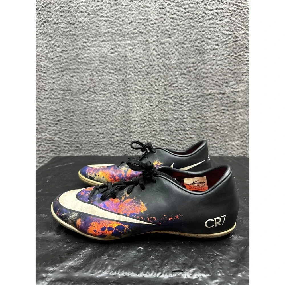 Nike Mercurial Victory V CR7 Indoor Soccer Shoes Savage 684875-018 Size 10.5 US